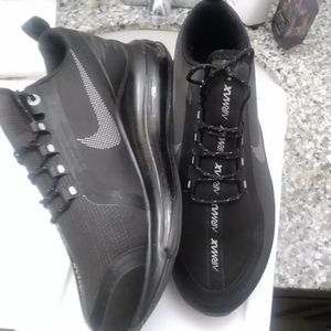 WOMEN AIR MAX SIZE 7